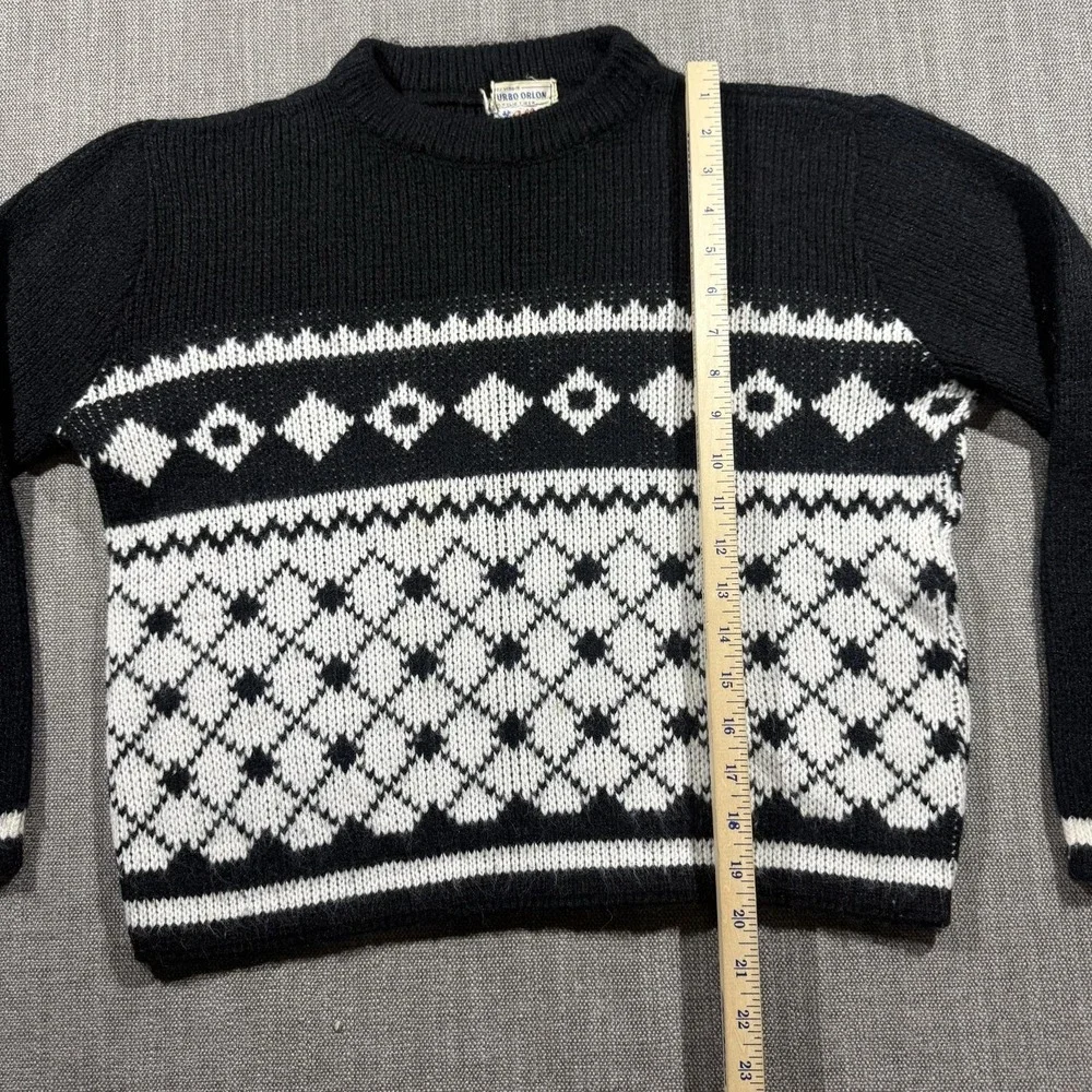 Vintage Colleen Sweater Womens Small Black‎ White Argyle Knit Orlon Pullover